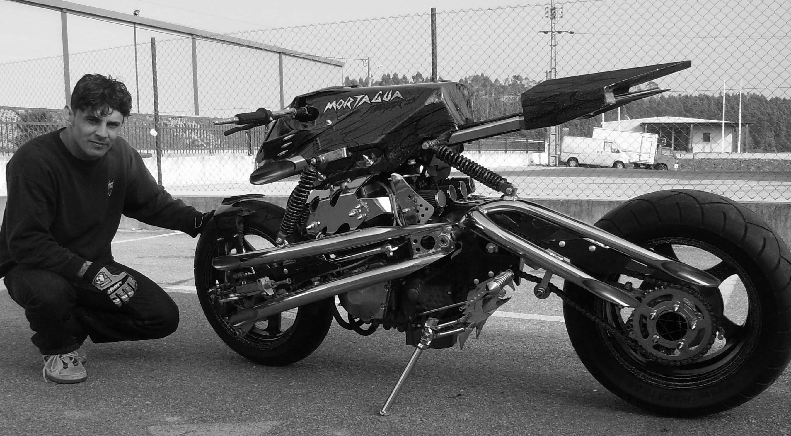 EXTREME FIGHTER EXTREME BY MORTAQUA FIGHTER Oto2s Custom